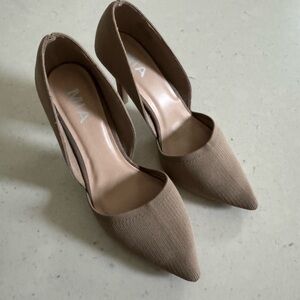 MIA Cia d'Orsay women’s sand taupe colored pumps heels shoes size 7